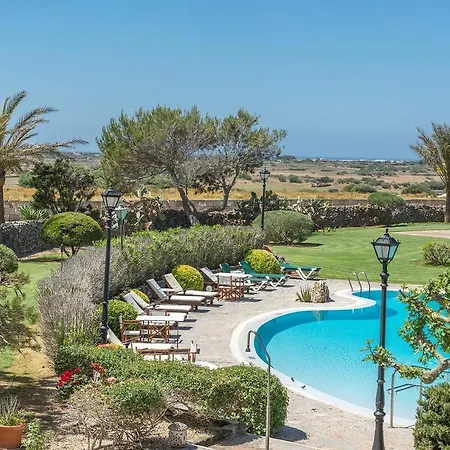 Agroturismo Biniatram Kır Evi *